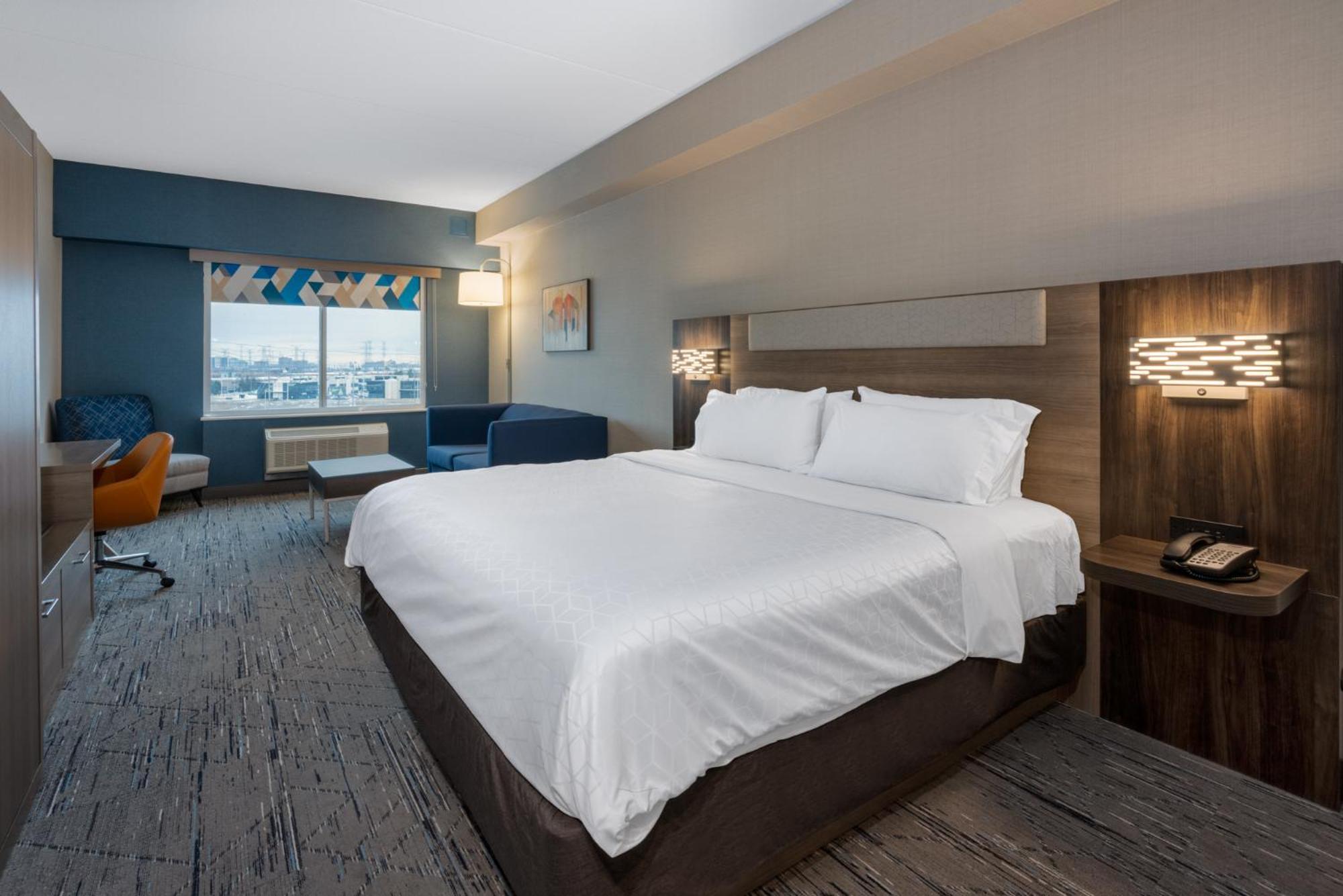 Holiday Inn Express & Suites Vaughan-Southwest By Ihg Exterior foto